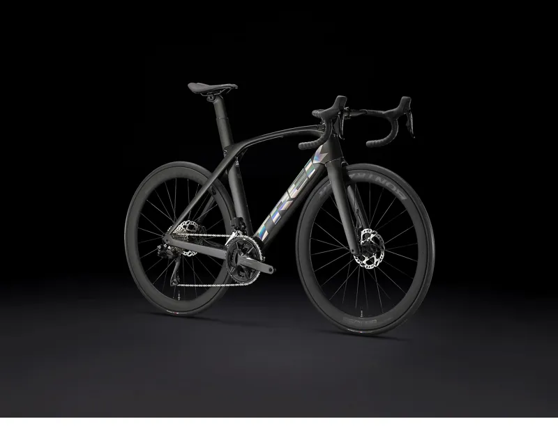 Trek Madone SL 6 Disc 2 Road Bike in Black-10